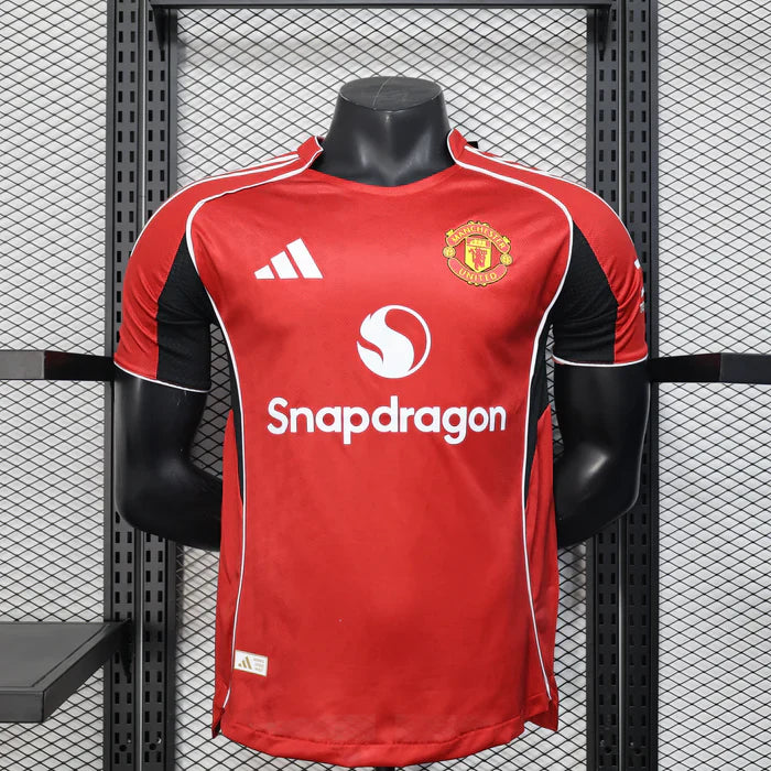 25/26 MANCHESTER UNITED LOCAL