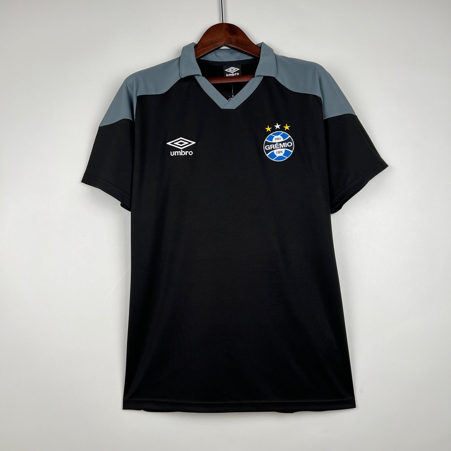 GREMIO TRAINING VI 23/24 MEN
