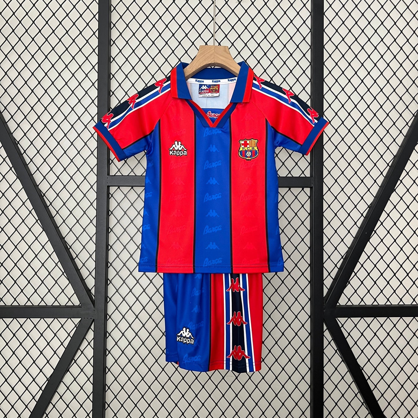 JERSEY BARCELONA I 95/97 KIDS KIT (RETRO)