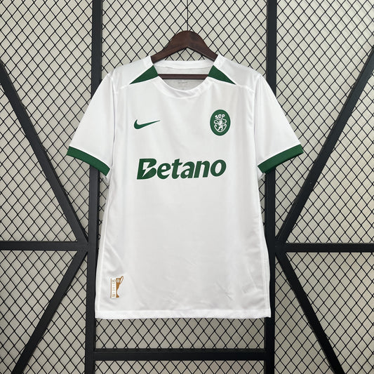 JERSEY SPORTING LISBOA II EDICIÓN Taça das Taças 24/25 HOMBRE